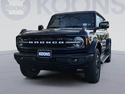 New 2025 Ford Bronco Outer Banks