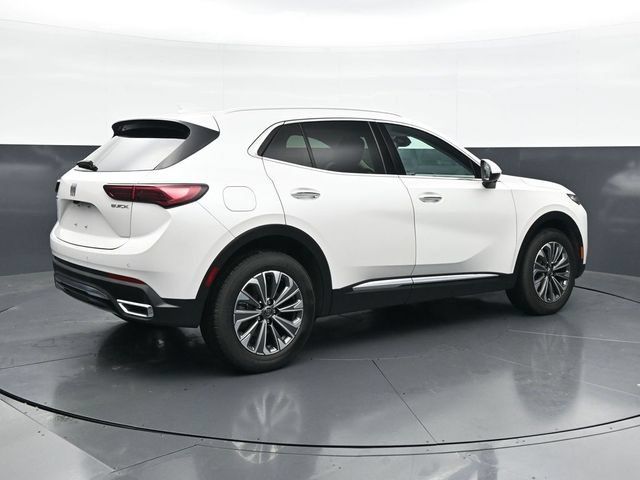 Used 2024 Buick Envision Preferred AWD/4WD image 2