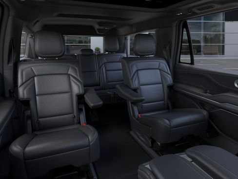 New 2026 Lincoln Navigator L Reserve AWD/4WD image 32