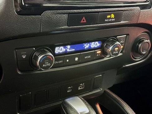 Used 2022 Nissan Frontier PRO-4X w/ Off-Road Protection Package image 17