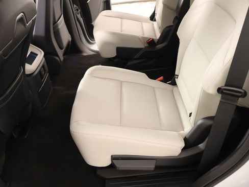 New 2026 Lincoln Navigator Premiere AWD/4WD image 12