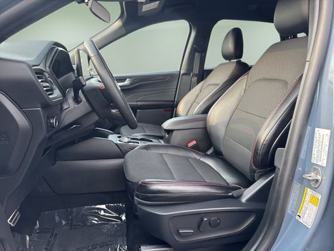Used 2024 Ford Escape ST-Line w/ Tech Pack #1 AWD/4WD image 25
