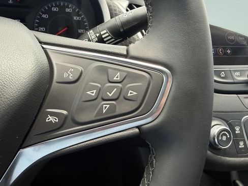 Used 2023 Chevrolet Malibu RS FWD image 25