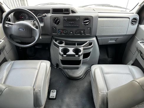 Used 2012 Ford E-150 and Econoline 150 Wagon w/ PWR Windows & Locks Group image 14
