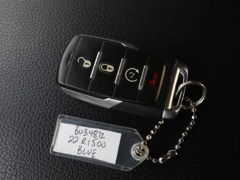 Used 2022 RAM 1500 Big Horn AWD/4WD image 36