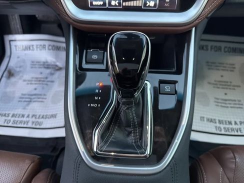 Used 2022 Subaru Outback Touring XT w/ Popular Package #2 image 23