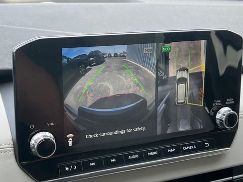 Used 2023 Mitsubishi Outlander SEL image 25