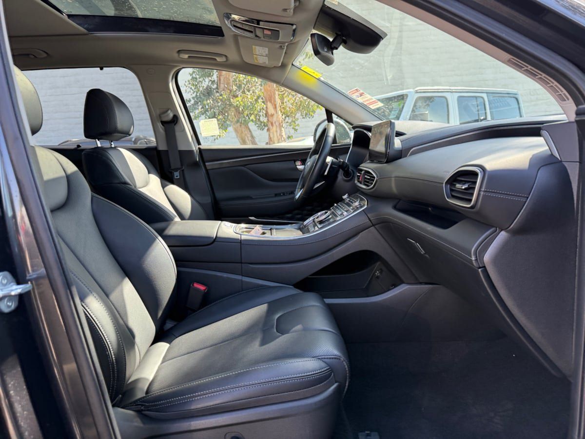 Used 2023 Hyundai Santa Fe SEL w/ Premium Package AWD/4WD image 17