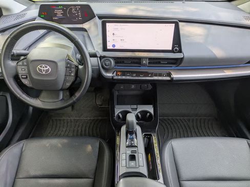 Used 2024 Toyota Prius XLE AWD/4WD image 27