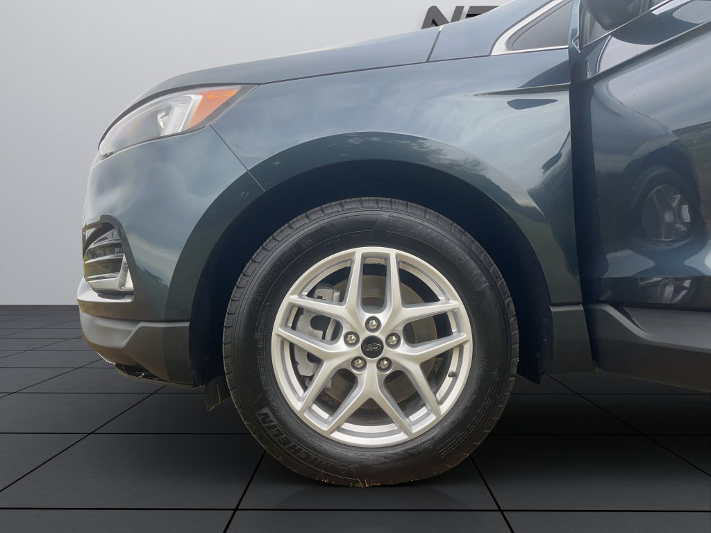 Used 2024 Ford Edge SEL w/ Convenience Package AWD/4WD image 31