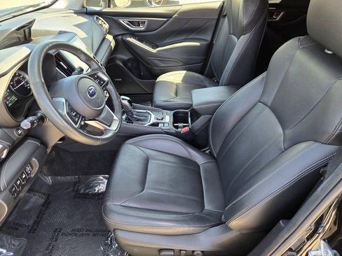 Certified 2023 Subaru Forester Touring AWD/4WD image 14