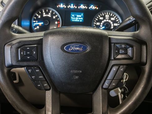 Used 2015 Ford F150 XLT AWD/4WD image 14