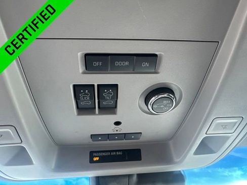 Used 2020 GMC Yukon Denali w/ Denali Ultimate Package AWD/4WD image 9