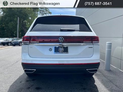 New 2026 Volkswagen Atlas SE image 17