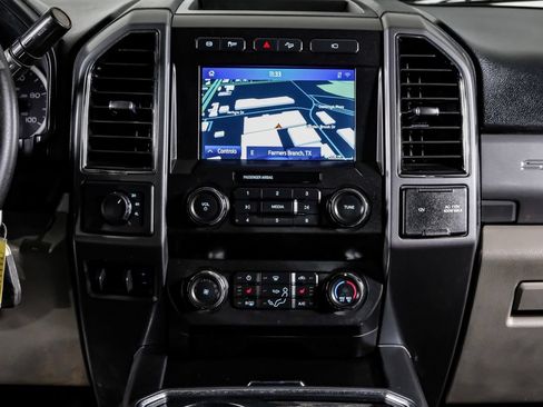 Used 2021 Ford F350 XLT w/ XLT Premium Package AWD/4WD image 23