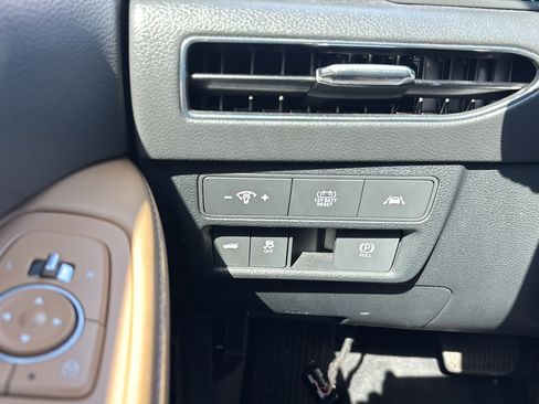 Used 2023 Hyundai Sonata Limited w/ Cargo Package FWD image 21