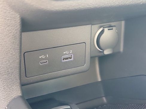 Certified 2023 Nissan Kicks SR w/ SR Premium Package FWD image 28