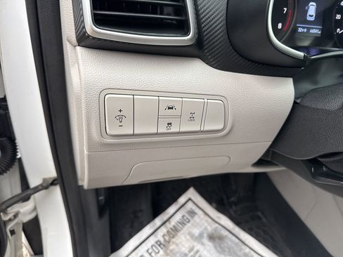 Used 2021 Hyundai Tucson SE w/ Cargo Package image 10