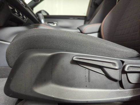 Certified 2026 Honda HR-V Sport image 26