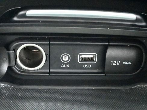 Used 2019 Kia Optima S image 19