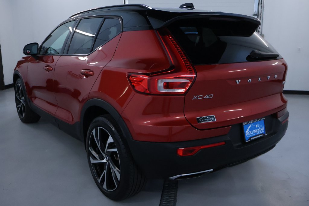 Used 2020 Volvo XC40 T5 R-Design AWD/4WD image 5