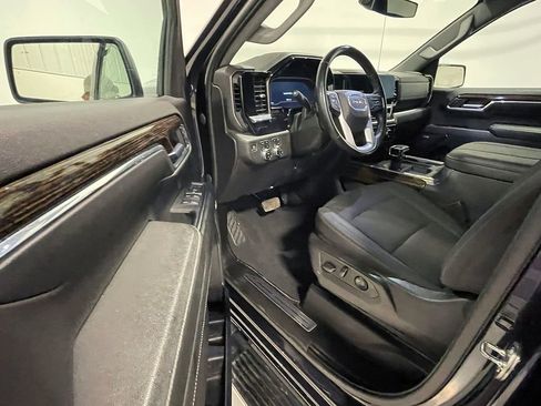 Used 2023 GMC Sierra 1500 Elevation w/ Preferred Package AWD/4WD image 24