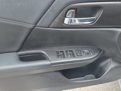 Used 2014 Honda Accord EX image 12