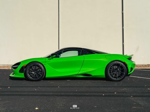 Used 2025 McLaren 750S Spider image 2