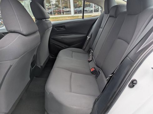 Used 2022 Toyota Corolla LE image 16