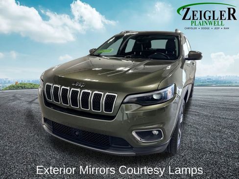 Used 2019 Jeep Cherokee Limited w/ Luxury Group AWD/4WD image 9