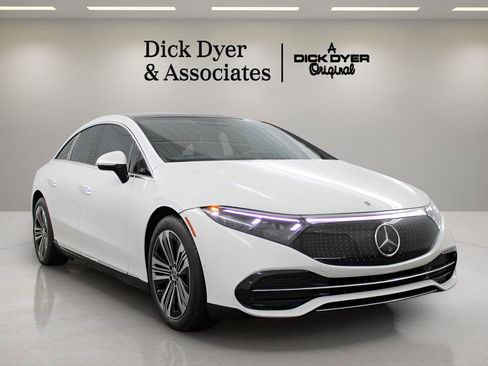Used 2023 Mercedes-Benz EQS 450+ Sedan image 2