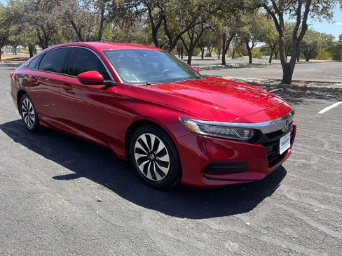 Used 2018 Honda Accord LX image 9