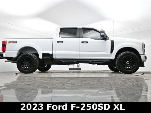 Used 2023 Ford F250 XL w/ STX Appearance Package image 25