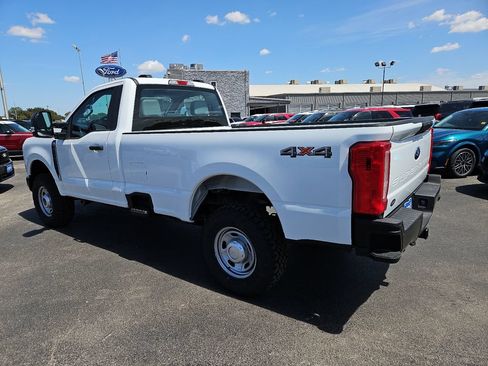 New 2026 Ford F250 XL w/ XL Off-Road Package AWD/4WD image 8