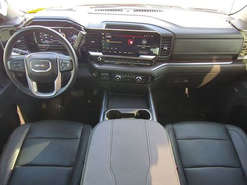 Used 2024 GMC Sierra 2500 SLT w/ SLT Premium Package image 15