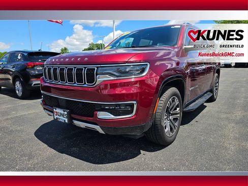 Used 2024 Jeep Wagoneer Series II AWD/4WD image 5
