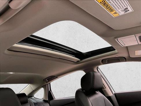 Used 2025 Honda Accord Touring image 17