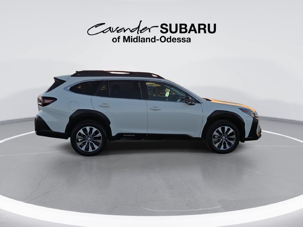 Used 2023 Subaru Outback Limited AWD/4WD image 9