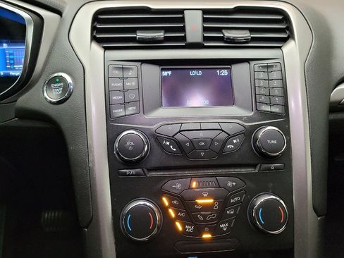 Used 2018 Ford Fusion S image 25