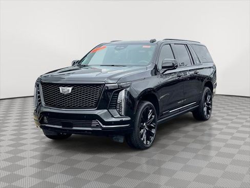 Used 2026 Cadillac Escalade ESV Platinum Sport w/ LPO, ONYX Package AWD/4WD image 3