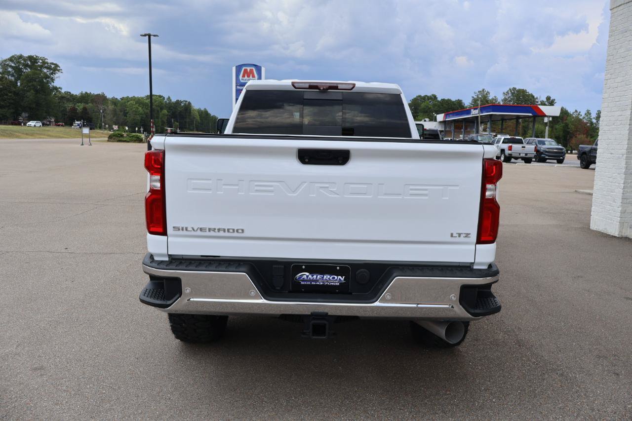 Used 2020 Chevrolet Silverado 2500 LTZ w/ LTZ Premium Package AWD/4WD image 5