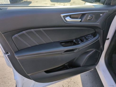 Used 2019 Ford Edge ST w/ Convenience Package image 14