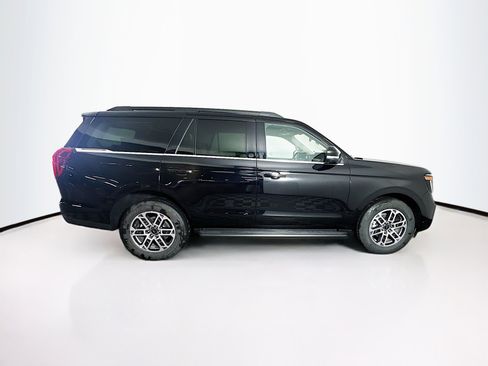 Used 2025 Ford Expedition Active image 10