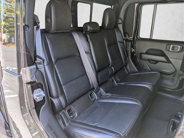 Used 2021 Jeep Gladiator Overland w/ Popular Equipment Package AWD/4WD image 19