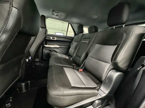 Used 2023 Ford Explorer XLT image 23