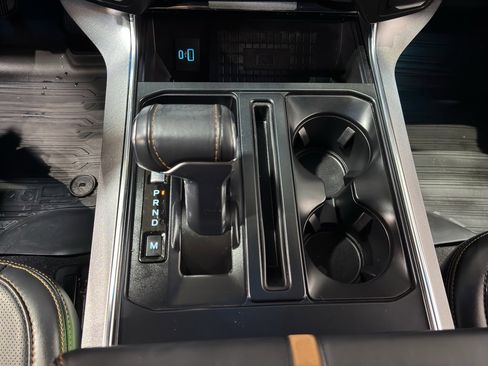 Used 2022 Ford F150 Platinum w/ FX4 Off-Road Package image 31