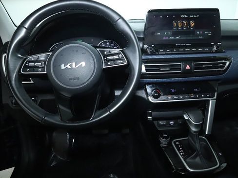 Used 2022 Kia Seltos S image 28