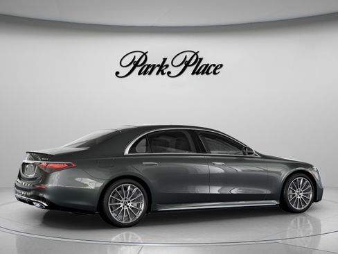 New 2026 Mercedes-Benz S 580 4MATIC Sedan image 23