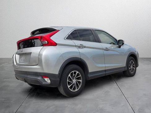 Used 2020 Mitsubishi Eclipse Cross ES FWD image 4