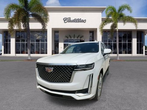 Certified 2023 Cadillac Escalade Premium Luxury image 5